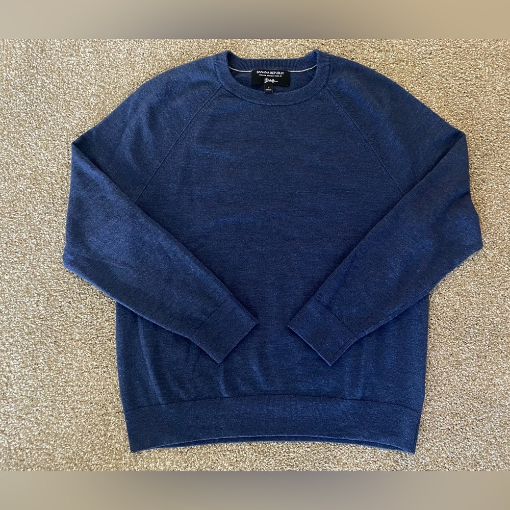Banana Republic Wool Sweater crewneck